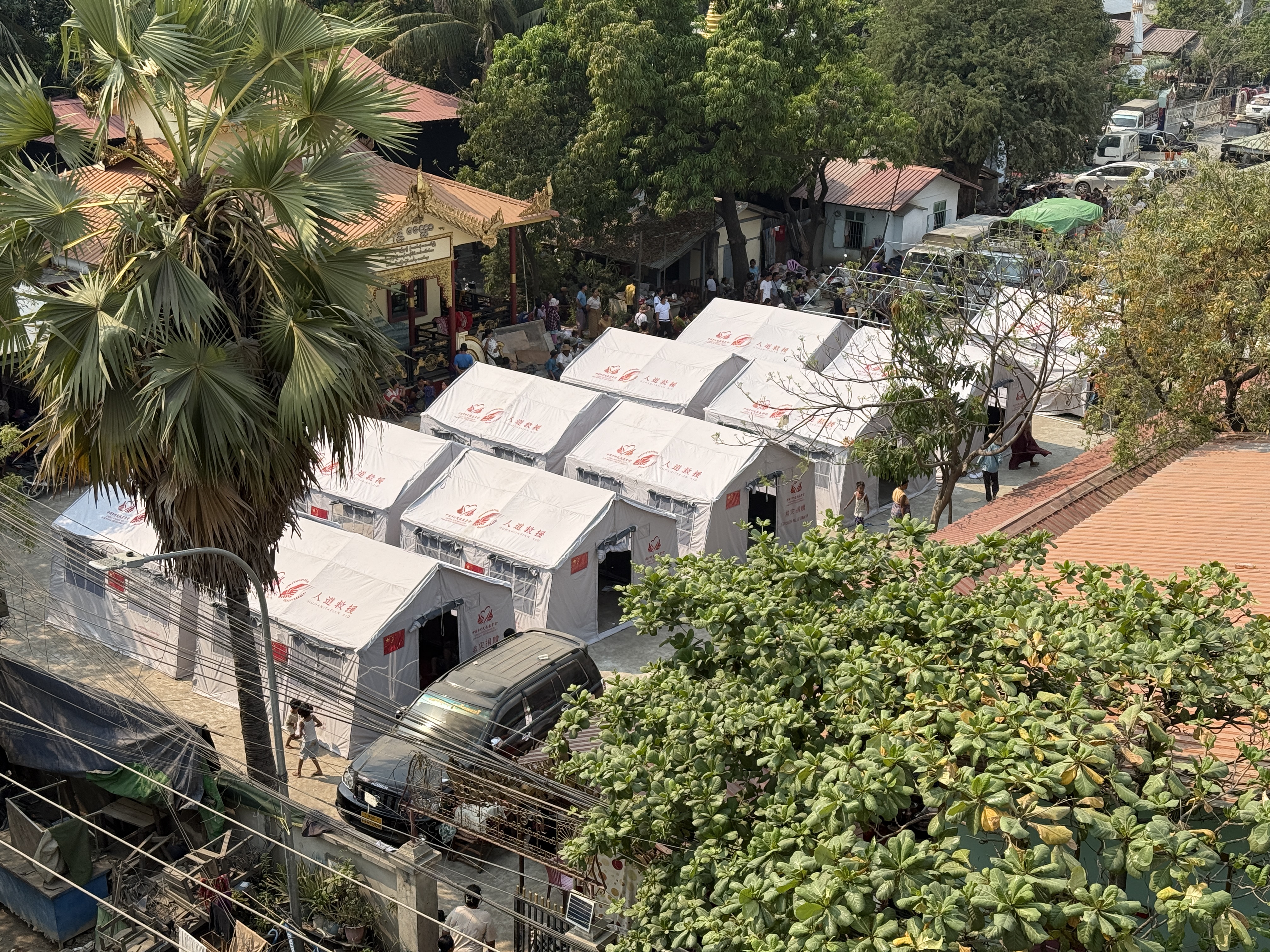 The First China-Donated Settlement Community Completes Tent Construction